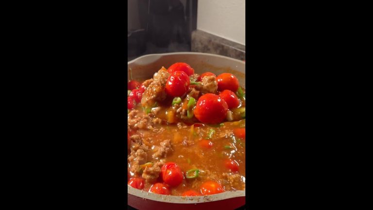 Thịt băm sốt cà chua