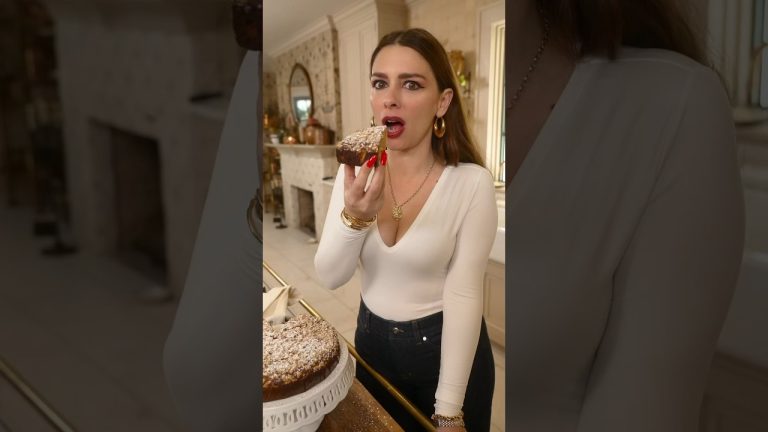 Lemon & Ricotta Cake 🍋 #cake #italianfood #dessert #recipe #cooking #pastaqueen