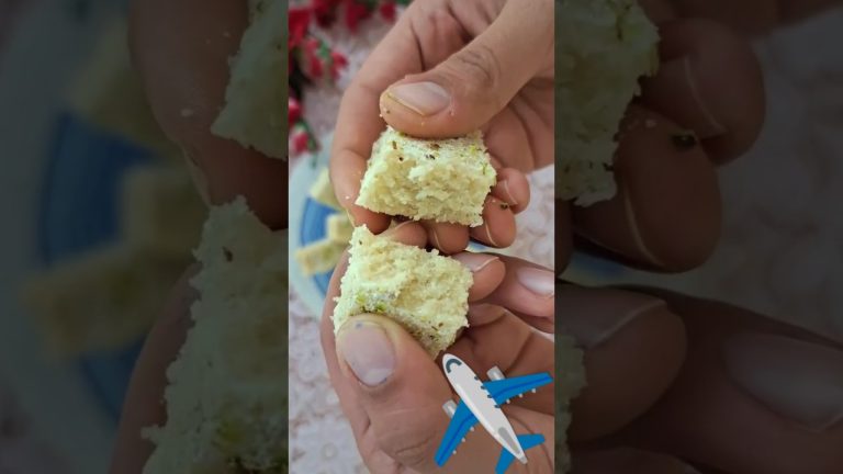 Bina pankh hwa me uda degi ye methai ✈️ | #recipe #sweet #murmura #parmal #meetha #food #shorts #new