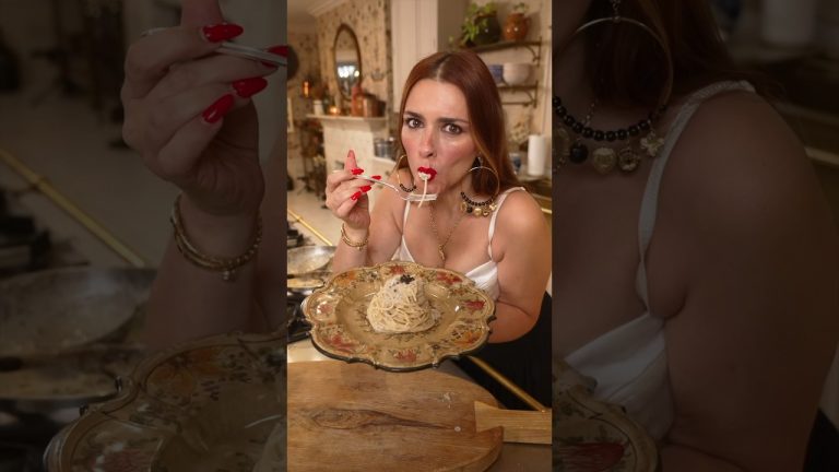 The Authentic Cacio & Pepe #cooking #italianfood #pastarecipes #recipe