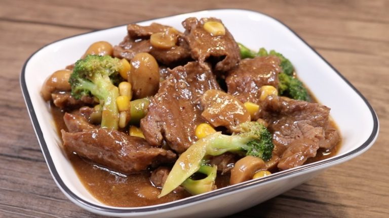 Creamy BEEF BROCCOLI WITH MUSHROOM