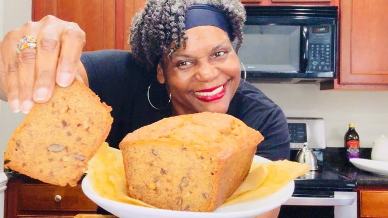 Delicious, Classic Banana Bread Recipe From Scratch. (STOP Using The WRONG Bananas!) 😳