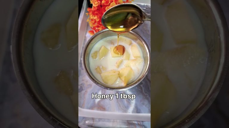 BANANA CHIA SEEDS SMOOTHIE😋👌 || Meri Rasoi se || #shorts #smoothie #chiaseeds #chiaseedsbenefits