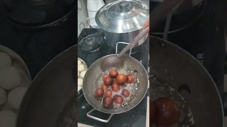 tasty homemade soft gulab jamun#dessert recipe# party& festival ke liye ghar mein banae gulab jamun