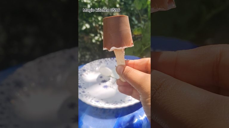 viral chocobar recipe 🤤#trindinge #chocobar #ice #icecream