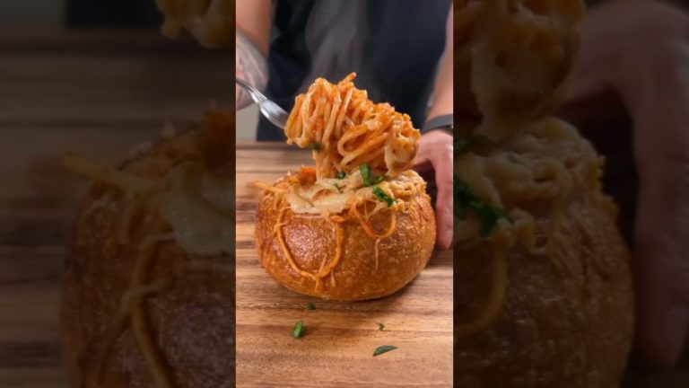 How I Survived College 🎓 with This $3 Pasta Hack 🍝💰 #easydinnerideas #easydinnerrecipe #easyrecipe