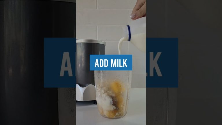 Mango Protein Smoothie Recipe. Meal Prep option. #smoothie #proteinsmoothies #oatsrecipe