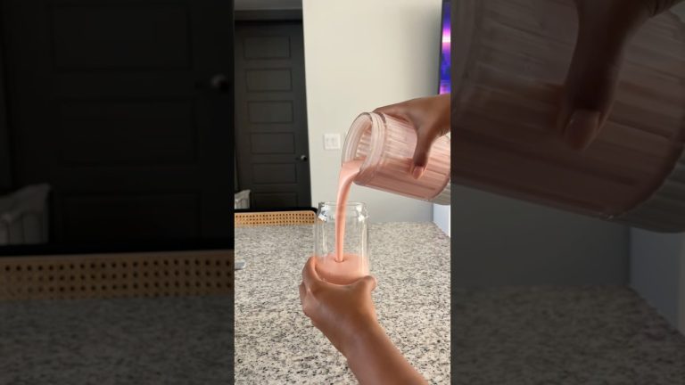 the smoothie recipe that gets me out of bed 🎀✨ #smoothie #smoothierecipes #whatieatinaday