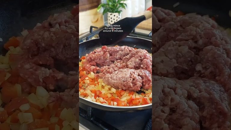 One pot! minimal ingredients!ready in 20 minutes and is absolutely delicious 😋 #shorts