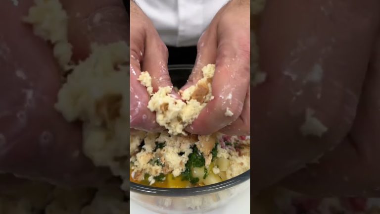 Italian Style Tender And Cheesy Meatloaf #italianfood #recipe #cooking #food #foodie #meat #shorts