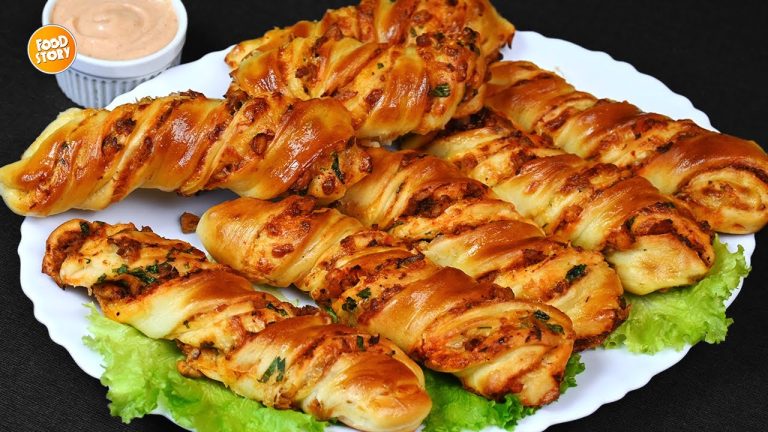 Chicken Cheese Twister,Pizza Twister Recipe,Ramadan recipes for iftar by Samina Food Story