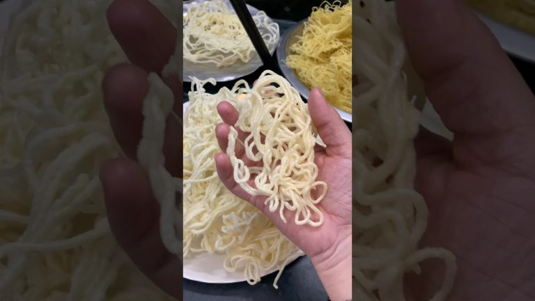 Kya ap is recipe Ko jante hai?😃 #recipe #kachri #food #shorts