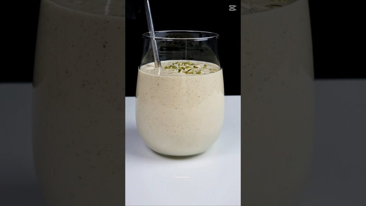 Banana Nuts Smoothie 🍌 #shorts