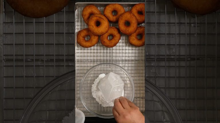 How to make biscuit donuts 🍩 #donuts #baking #shorts #problemsolved