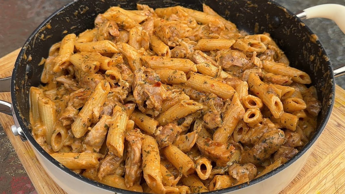 Creamy Chicken Pasta Recipe! – Comfort Food