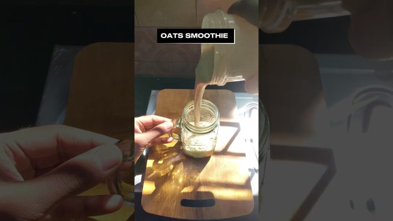 Oats Banana Smoothie – Perfect for a healthy start! 🥤✨ #smoothie #recipe #healthy