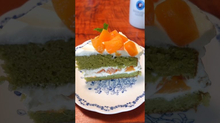Green tea Matcha Cake 🍵🍰🍑抹茶ケーキ #shorts