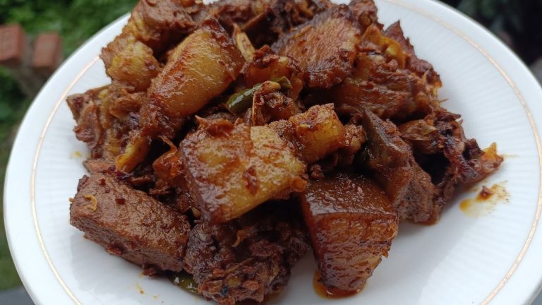 আজিৰ দুপৰীয়া এসাজ। SUNDAY SPECIAL 😋 Easy Recipe @Jayanti-y6y #northeast #assam #india #recipe