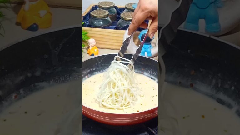 My favourite midnight pasta 🍝#shortsfeed #trendingshorts