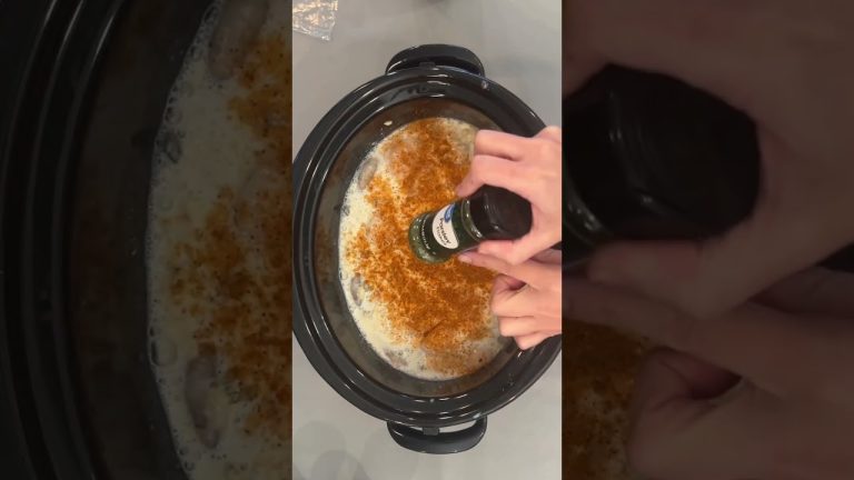 Crockpot Seafood Dinner #seafood #crockpot #delicious #onepotmeal #easyrecipes