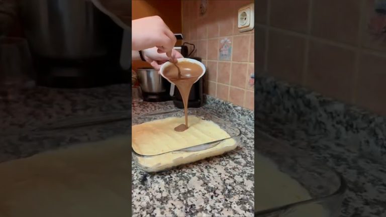 REKOR❗DEFALARCA DENENEN İŞTE  O VİRAL TATLI SPOONFUL TARİFİ #shorts