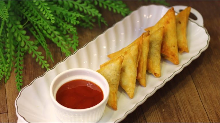Beef Qeema Samosa Recipe By Sizzling Thrills| Crispy & Spicy Snack