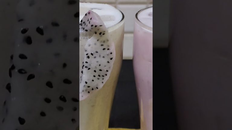 Strawberry 🍓 Banana Milk Shake Smoothie Recipe #shorts #reels #dj #asmreating #reelremix #viralsong