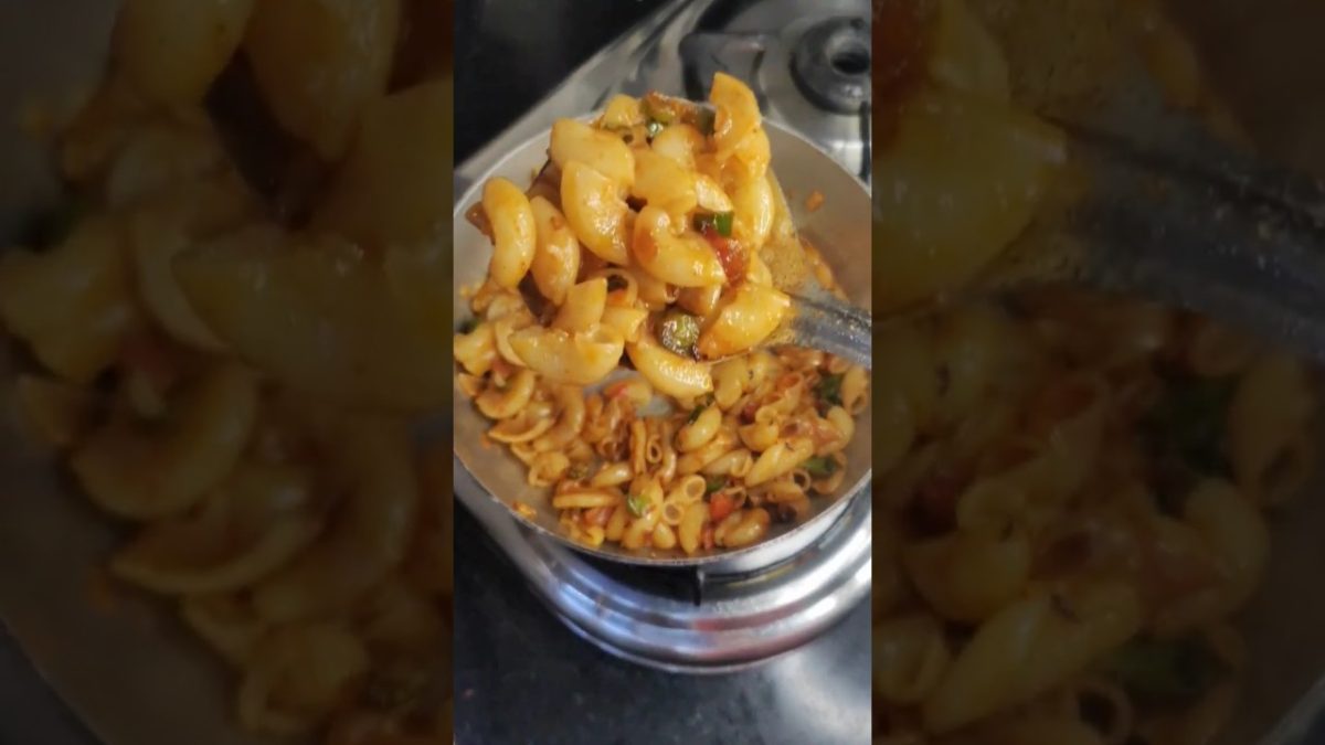 5 Minutes Macaroni Recipe 😋@deepalihomekitchen #youtubeshorts #shorts #ytshorts #macaroni #trending