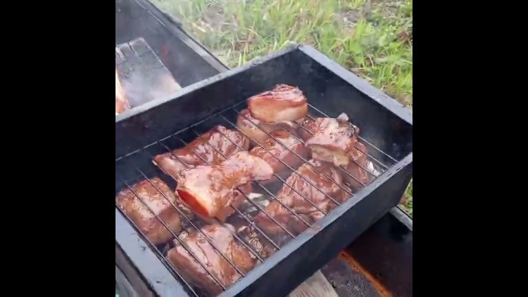 Копчёное сало#рецепт #тожевкусно#еда #вкуснопростоибюджетно