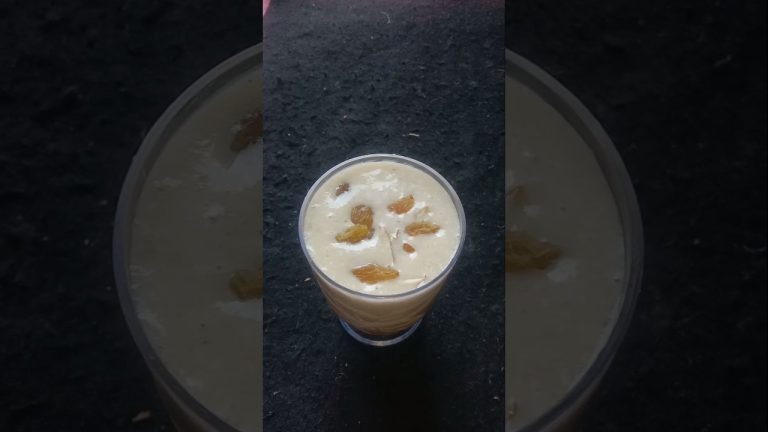 Banana Shake 🍌 Recipe #shorts #youtubeshorts #banana #shake #recipe