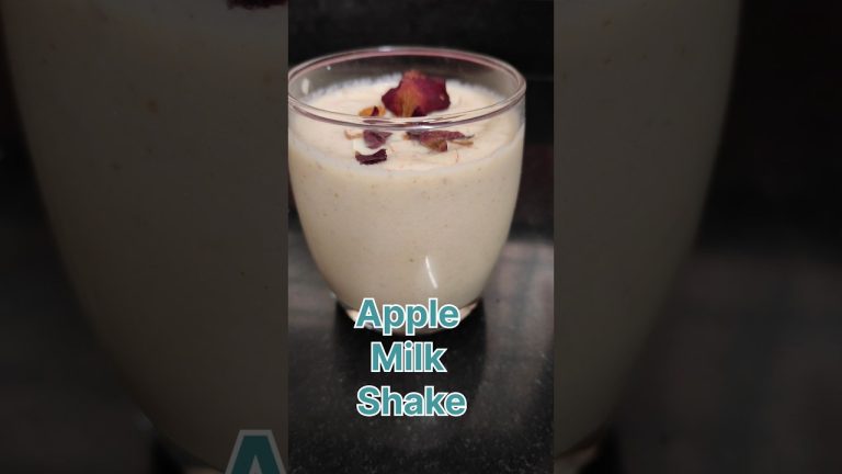 #applemilkshake #smoothie #apple  #healthylifestyle #healthtips #juice #milkshake #recipeshorts #yt