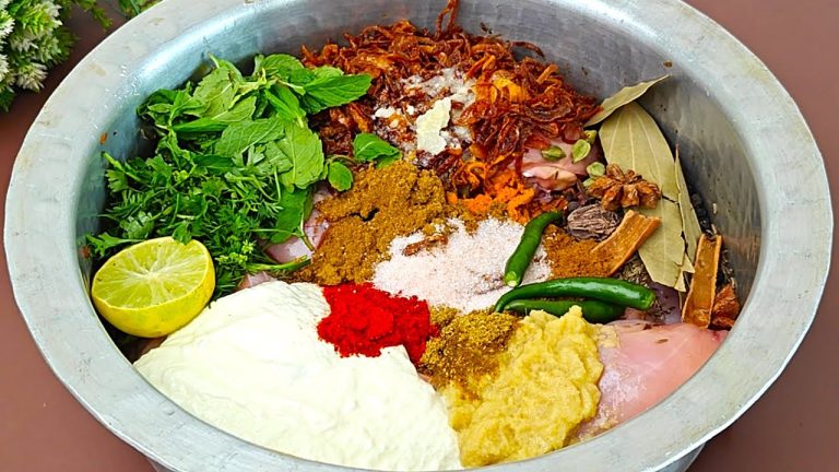 Chicken Dum Biryani | Kachche Gosht Ki Hyderabadi Chicken Dum Biryani | Eid Special Chicken Biryani