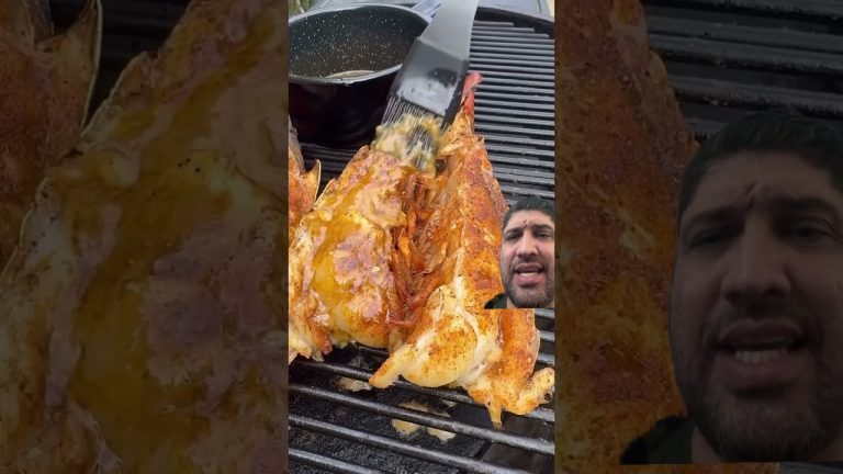 Lagosta Assada na Manteiga. #lagosta #cooking #food #asmr #mukbang #lobster #manteiga #butter