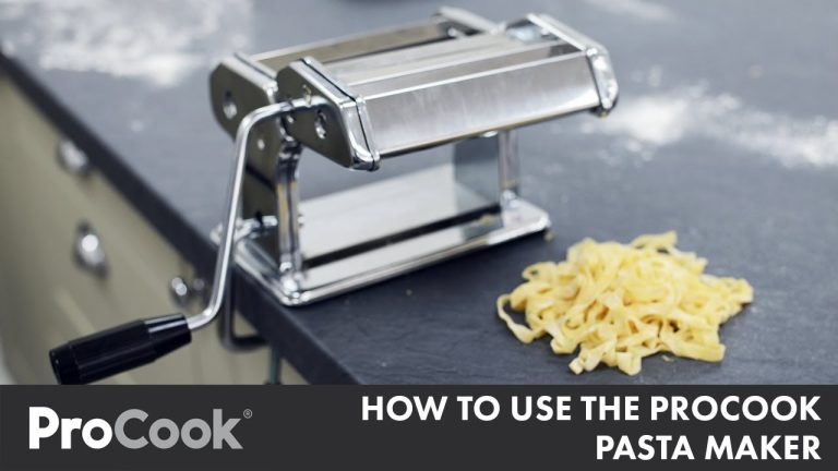 How to use the ProCook Pasta Maker | Making fresh pasta easy