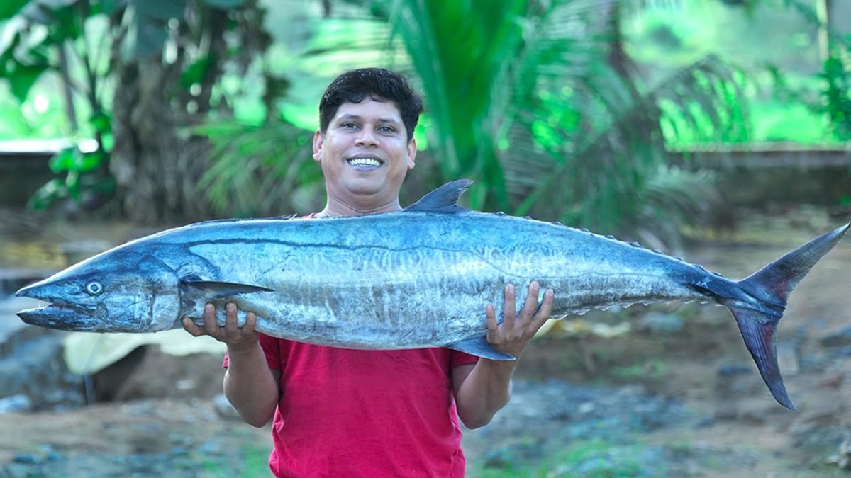 17 KG KINGFISH GRILLED | Big Fish Grilled In Banana Leaf | Village Style Fish Fry