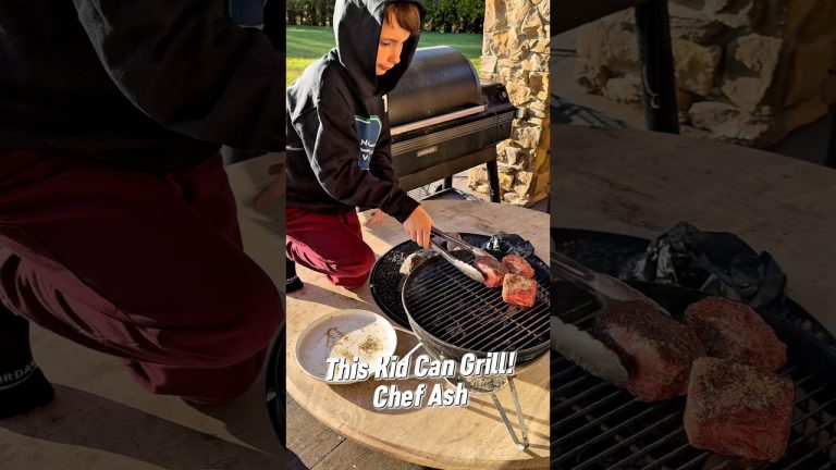 Father and Son Time! 8 and making the PERFECT STEAK! ⚠️ watch the charcoal you use! 😡 #shorts