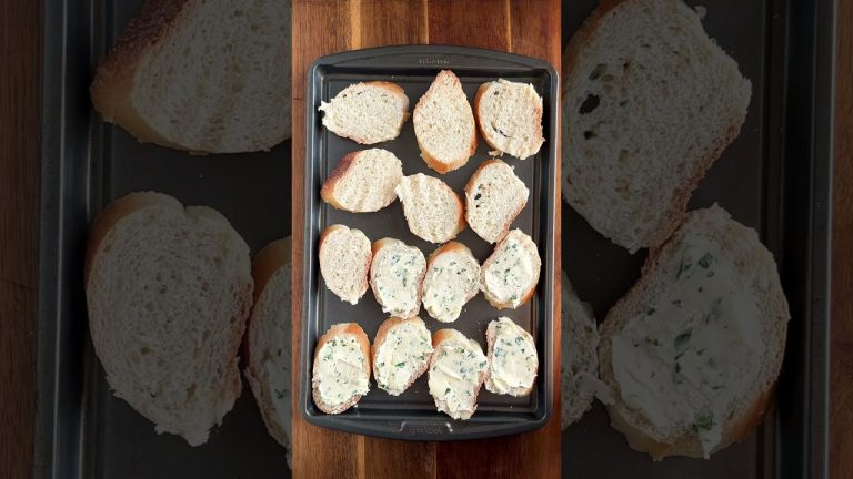 Italian Meatballs with Turano Garlic Bread Recipe