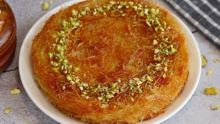 కోట్లమంది వందల్లో ఖర్చుపెట్టే స్వీట్👉ఇలా ఈజీగా చేసేయచ్చు😋Kunafa Recipe👌Ramzan Special👍Sweet Dessert