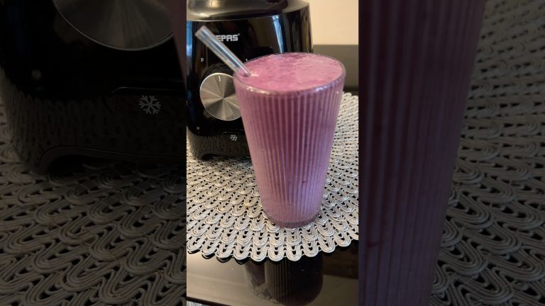 This smoothie provides vitamins ,supports digestive health.#smoothierecipes #healthylife  #immunity