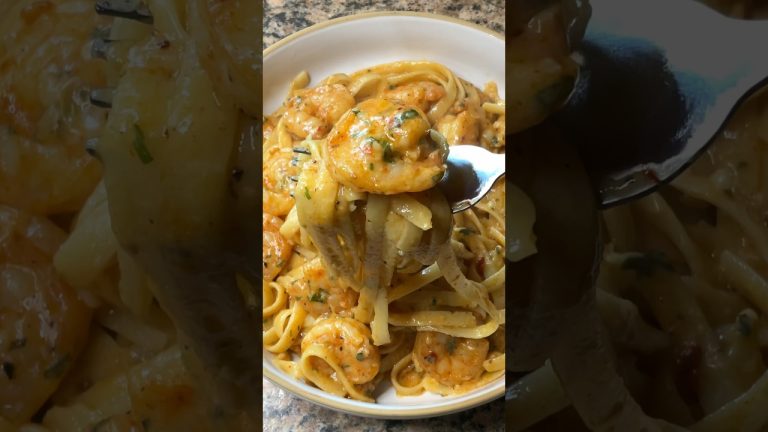 Garlic Butter Shrimp Fettuccine! #garlicbutter #shrimp #fettuccine #pasta #easyrecipe #dinnerideas