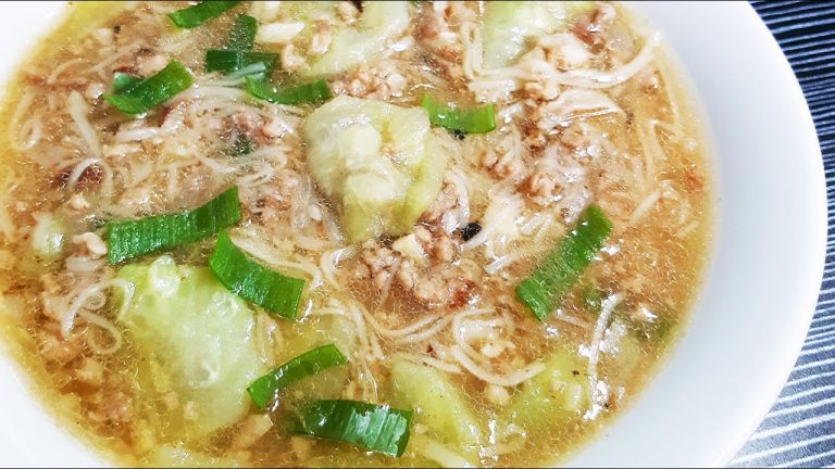 Misua with Patola and Pork Giniling | Misua Soup Recipe