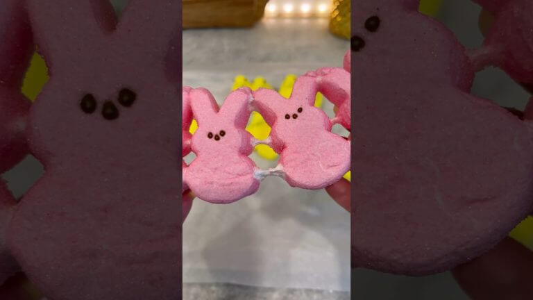 PEEPS 🐥 IN A PUDDLE EASY DESSERT #satisfying #asmr #easter #recipe #shorts #fypage #shortsfeed