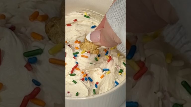 VIRAL 3 INGREDIENT DUNKAROO DIP RECIPE 🐻🧁🌈 #shorts #recipe #easydessert #viralrecipe
