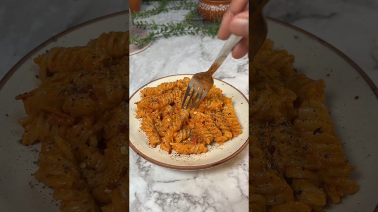 Cheesy Tomato Pasta 🍅🧀🍝 Day 7 of 7 Days Cheese Challenge… #pasta #pastarecipe #cheesypasta #cheesy