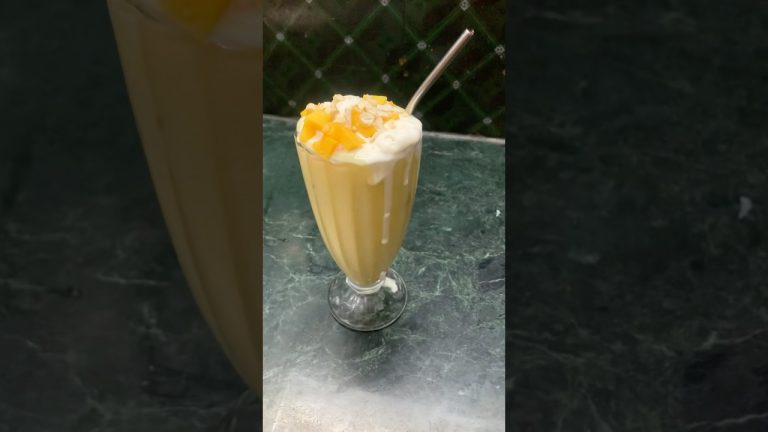 Mango shake recipe🤤😋 #recipe #mango #shake #shorts
