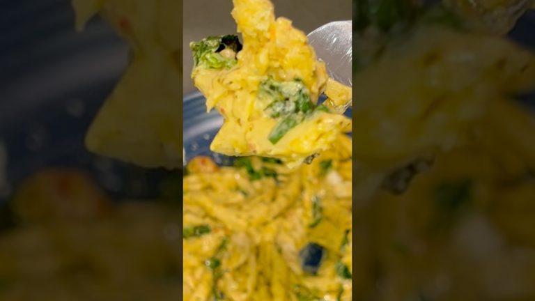 BEST Creamy Pesto Chicken Penne #dinner #pasta #recipe