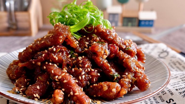 This Ginger Beef is BETTER than Takeout! 脆皮姜汁牛肉 How to Cook Canadian Chinese Crispy Beef Recipe