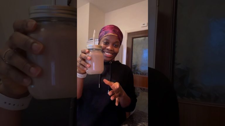 You NEED to try this! 🤯 #dateshake #ramadanrecipes #easyrecipes #food #healthydessert #milkshake