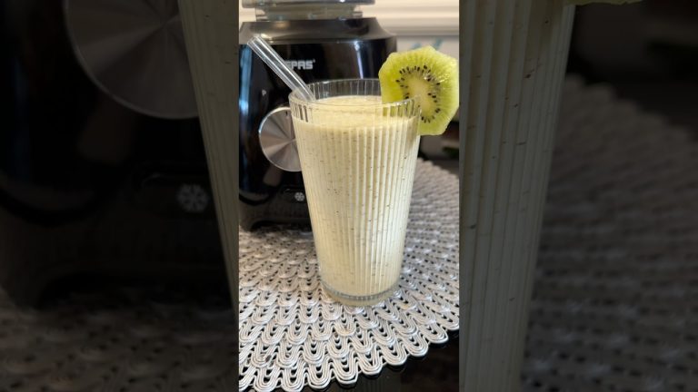 This smoothie boosts immunity, aids digestion,provides energy#smoothierecipes#healthylife  #immunity