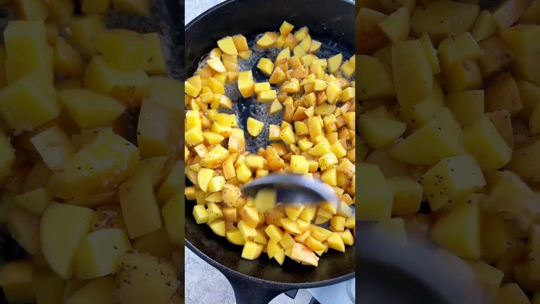 Irresistible Homemade Corned Beef Hash! 🍳 Easy Step-by-Step Recipe